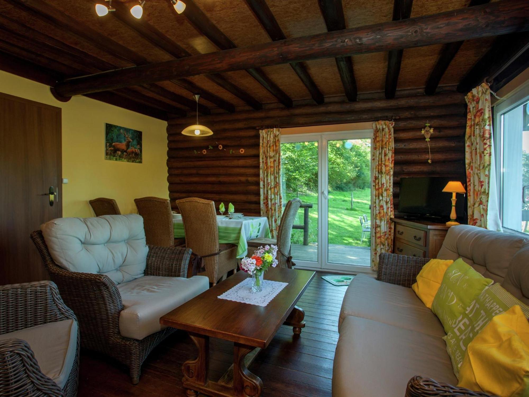Open Wooden Chalet Built Against A Hill Francorchamps Eksteriør billede